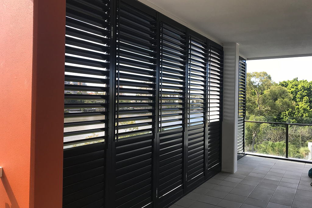 cyclone-rated-shutters-highrise-balcony