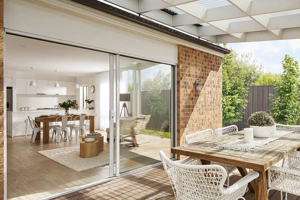 Top 7 Window Treatments for Sliding Patio Doors in Australia